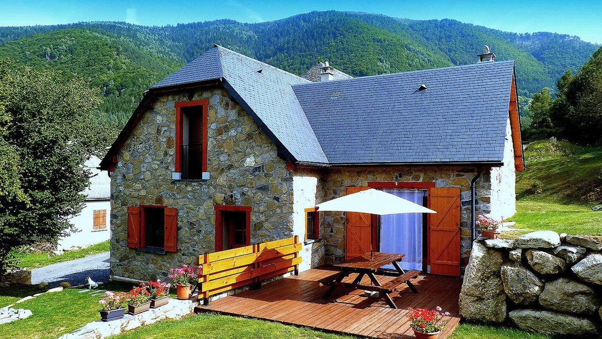 Bun Ski Chalet | Nature mountain lodge - La Bergerie de Sentantony