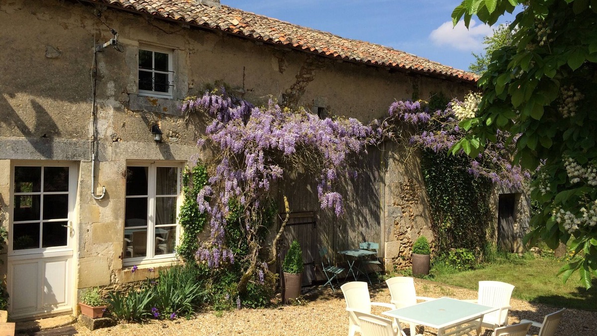 Montalembert Cottage | Nature, Peace and Authenticity.