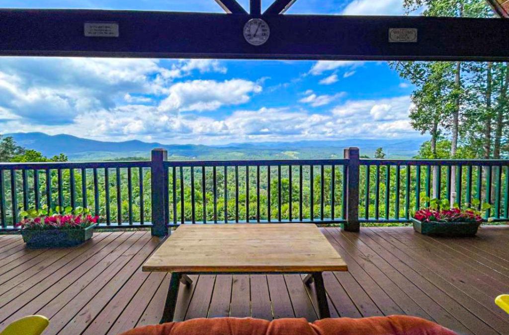 Murphy House | Nature's Embrace Cabin