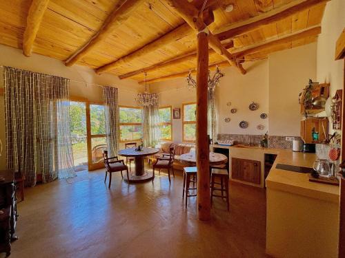Santa Maria de Guia de Gran Canaria Apartment | Nature Sanctuary, a semi-detached house on an ecological & sustainable farm