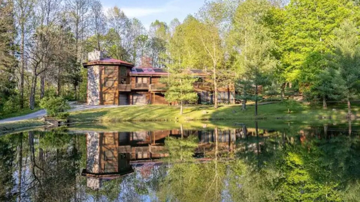 New Richmond Cabin | Nature Spa House | Hot Tub, Sauna, Pool, Relax