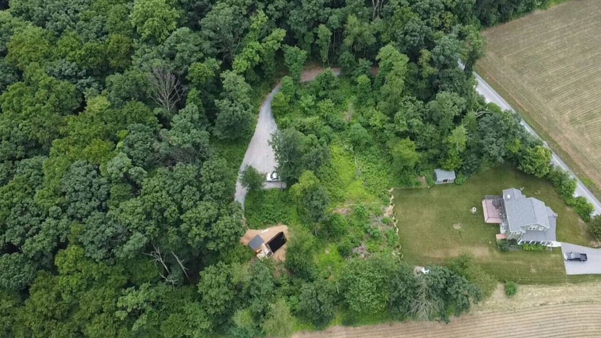 Steelville House | Nature Vacation Destination! - Hot Tub and Sauna