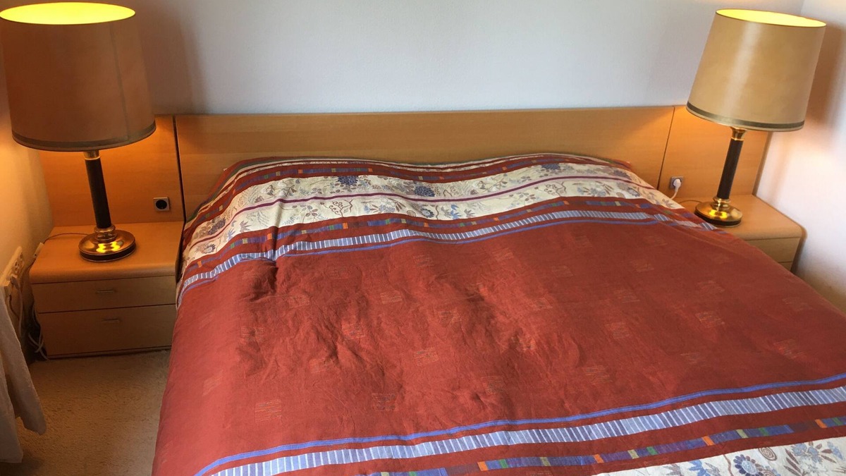 Ahrensbok Apartment | Naturnahes Gästezimmer mit Küche in Ostseenähe