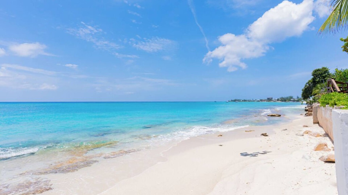West Bay House | Nautilus One – A Beachfront Condo on Seven Mile Beach - by Cayman Villas