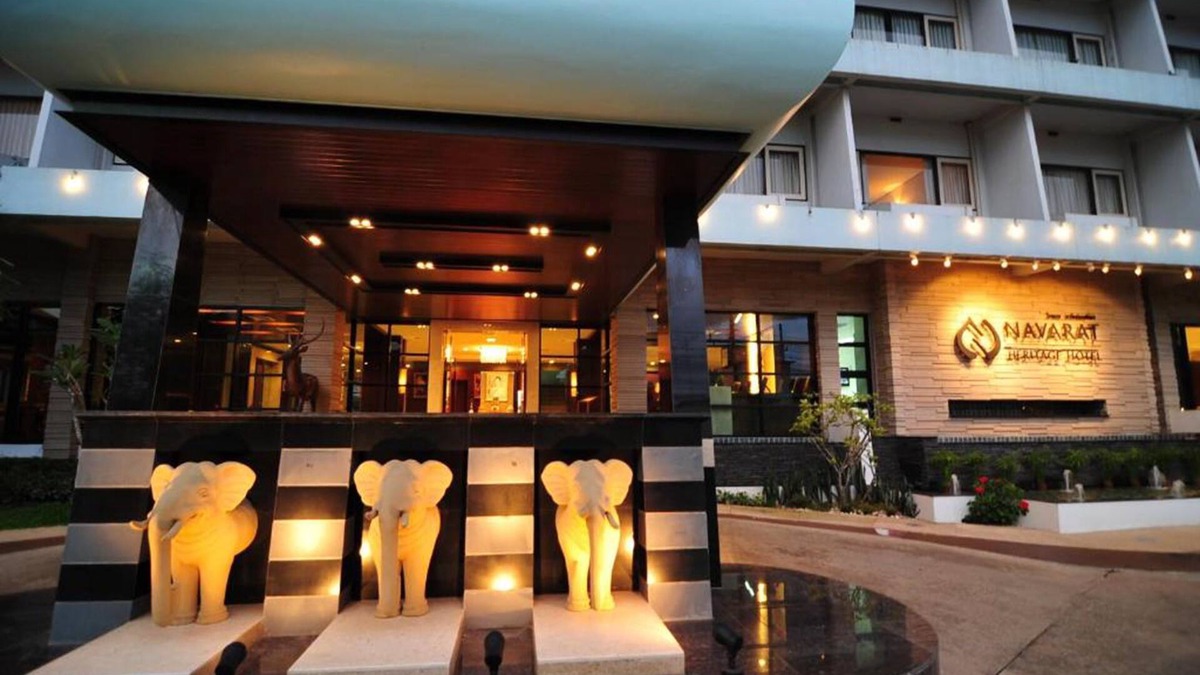 Kamphaeng Phet Hotel | Navarat Heritage Hotel