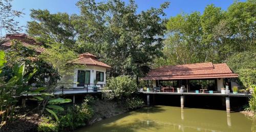 Baan Khai Bed & Breakfast | Navari Homestay