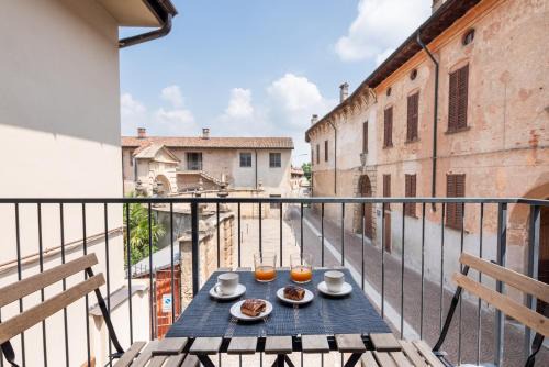 Carpenzago Apartment | Naviglio suite apartments
