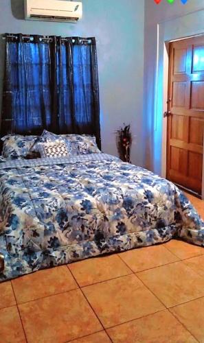 Tunapuna-Piarco House | Navy Blue