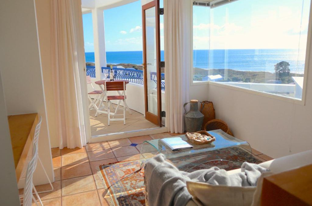 Bowentown Apartment | Naxos - Med style castle, ocean views from every room!