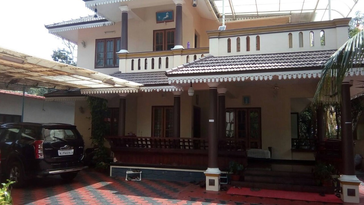 Arpookara Villa | NAYATH VACATION HOME ATHIRAMPUZHA- KOTTAYAM