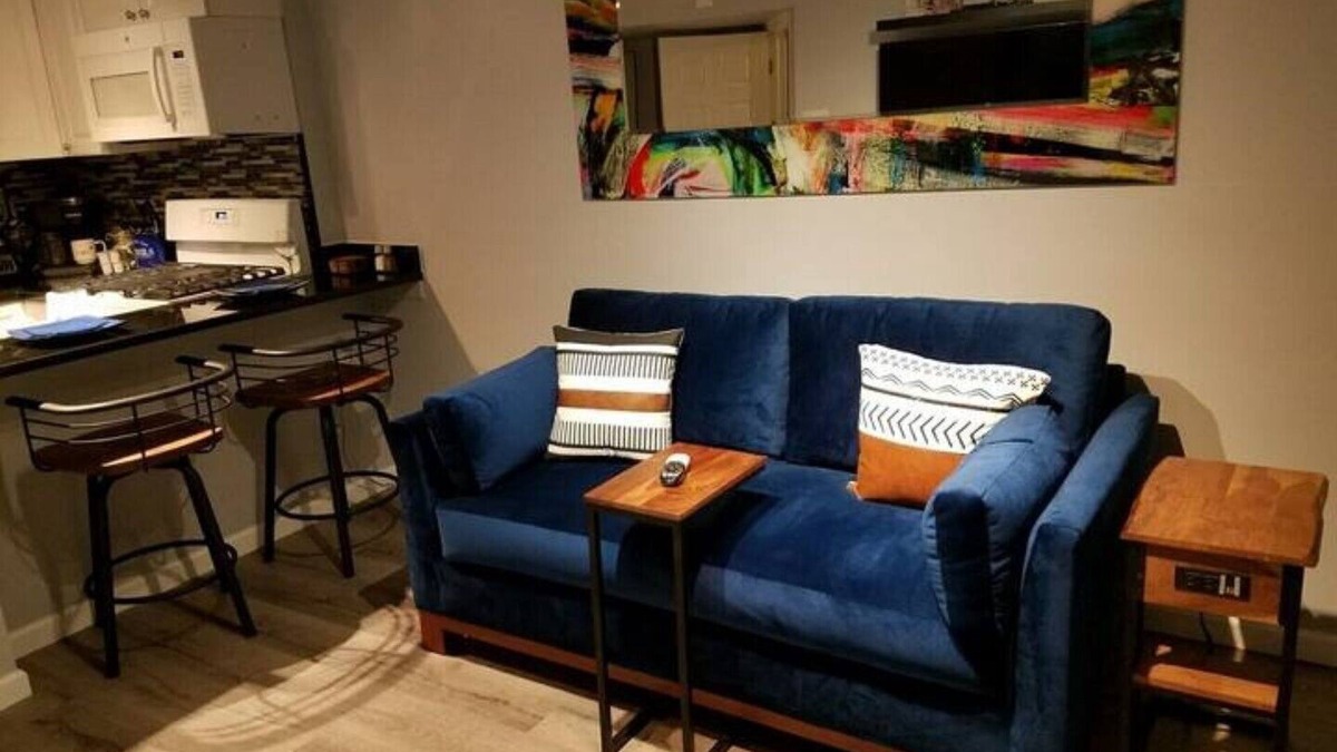 Eastwick Apartment | Nchanted 1BR Luxury Retreat near Airport and Sports Complex w/Yard and Parking