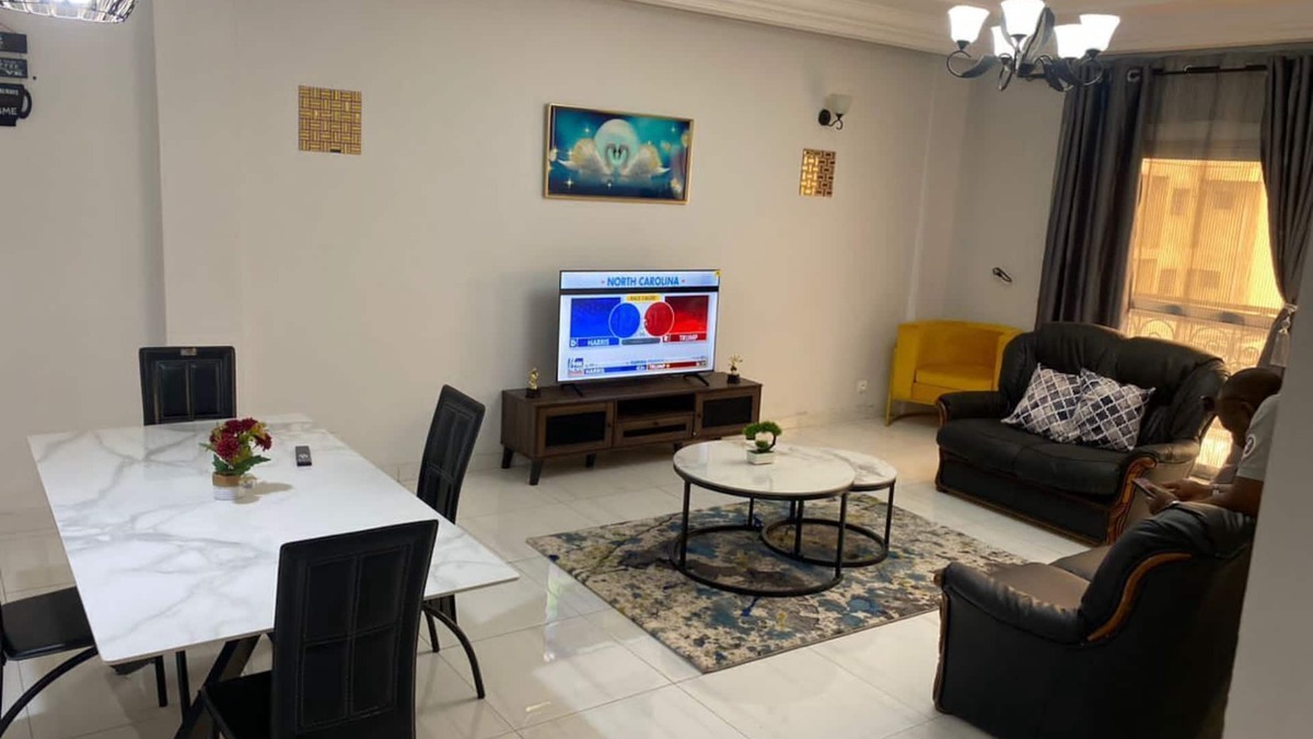 Akwa II Apartment | nCozy Haven in Douala's Heart