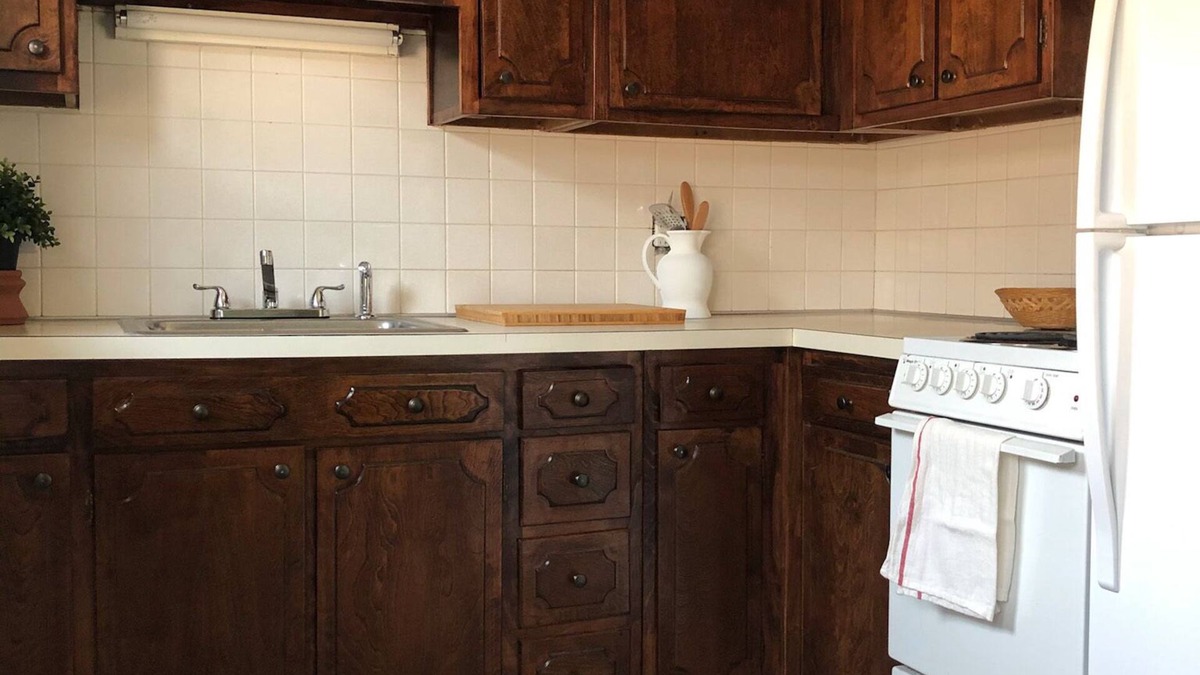 Delaware Apartment | nCozy stay within one mile of downtown Delaware’s shops, restaurants and pubs.