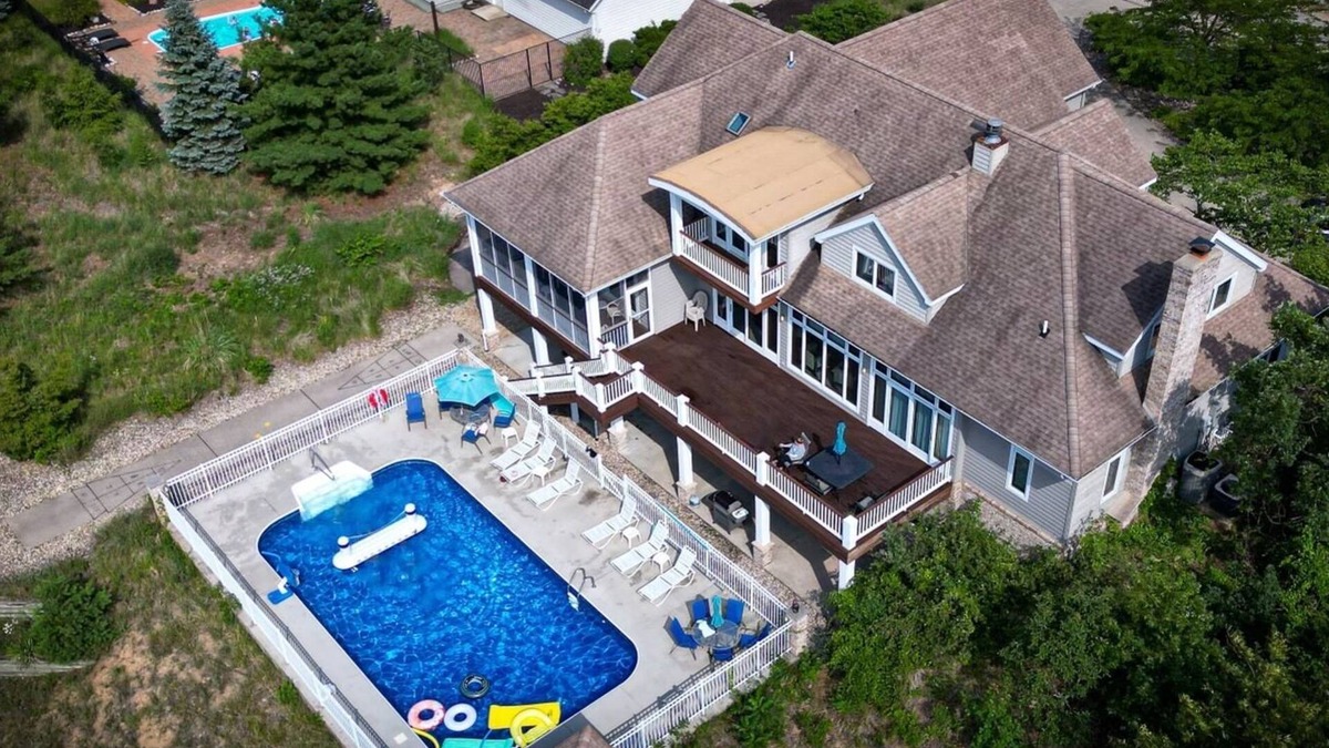 Grand Beach House | ND Games Easy Drive & Great Fall Foliage