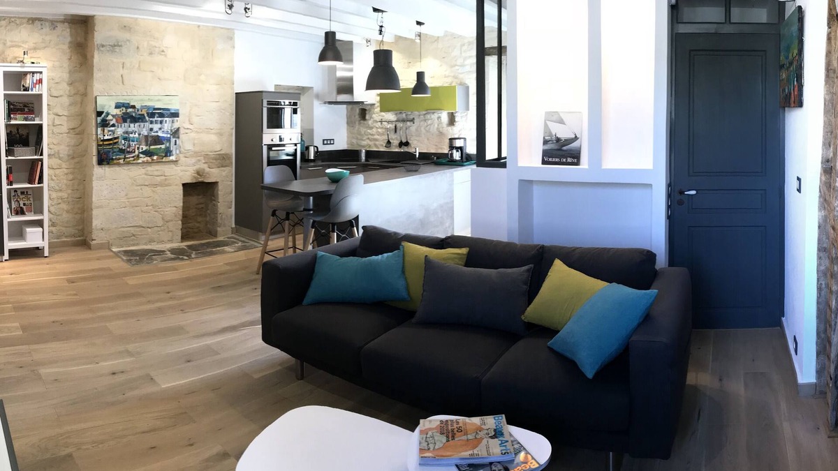 Port-en-Bessin-Huppain Apartment | N°2 - Charming apartment in the Maison des Evêques - Floor 2