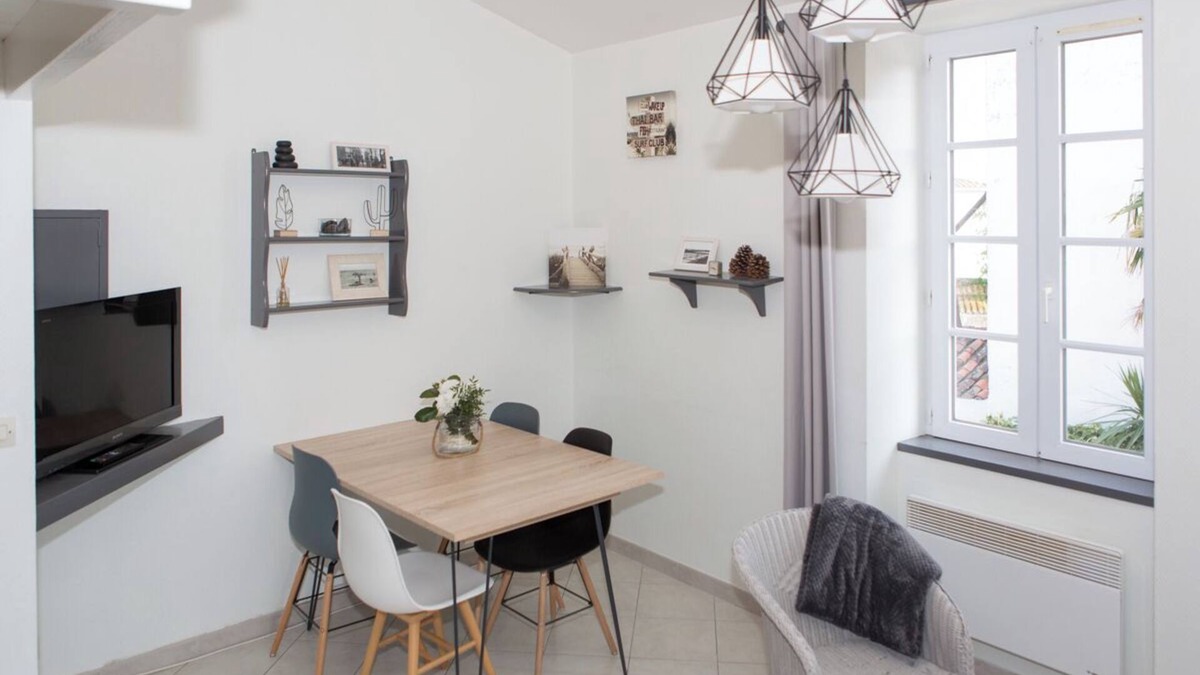 La Flotte Apartment | N°7 - The Royal Tern