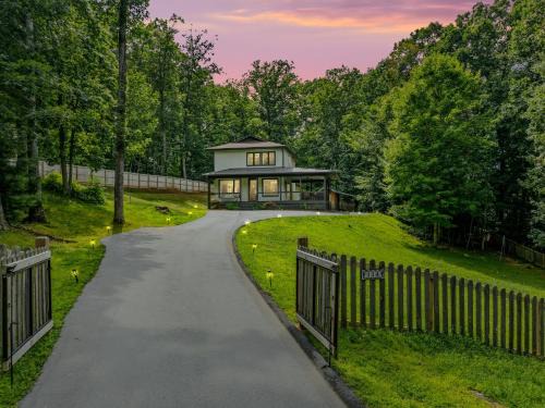 Mills River House | Near Asheville Hot Tub Fire Pit BBQ Sleeps 10
