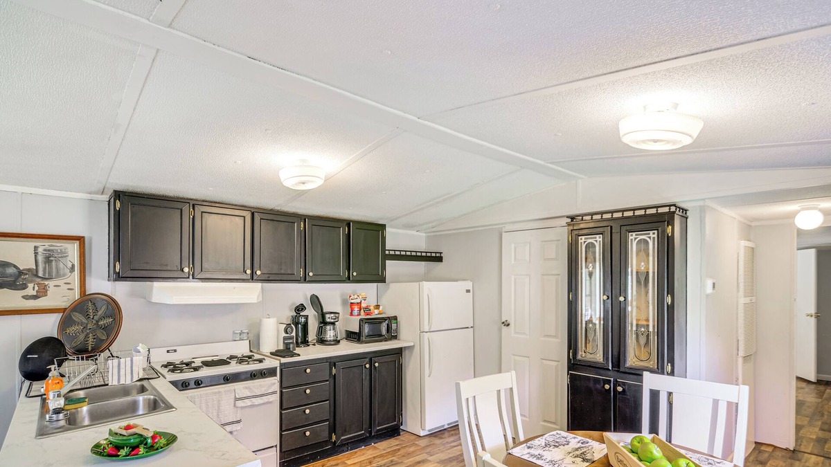 Eriline Cottage | Near ATV & Hiking Trails: Home w/Deck in Oneida!