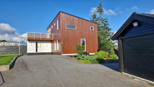 Ytrebygda Apartment | Near Bergen City, Apartment 7 min from the airport, free parking