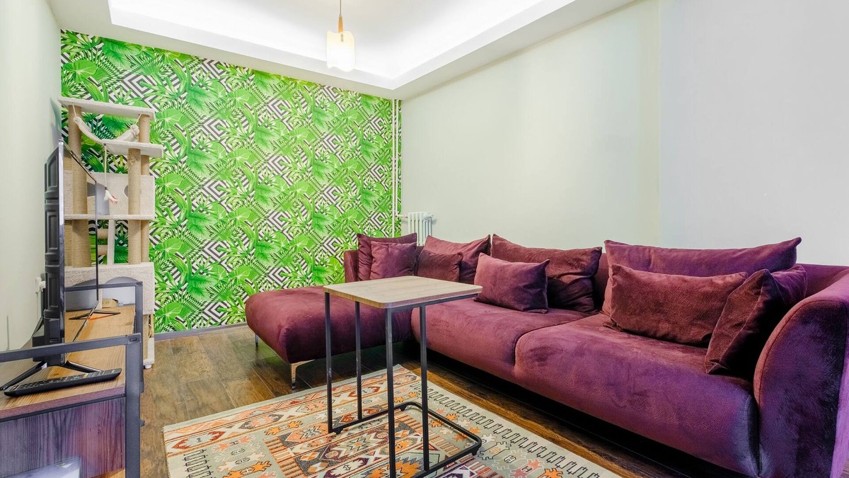 Besiktas Apartment | Near Ciragan Palace: 2-Min Walk