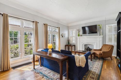 Shaker Heights Apartment | Near CLE Clinic - Long term stays accepted