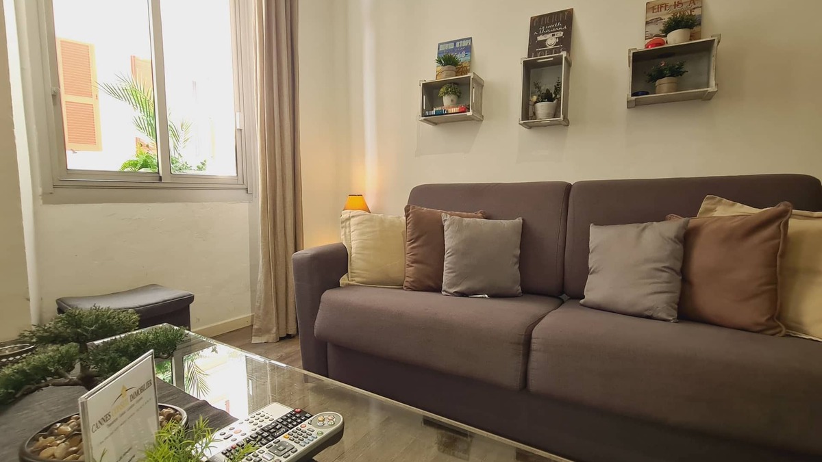 Cannes City Centre Apartment | Near Croisette, central, internet, air conditioning