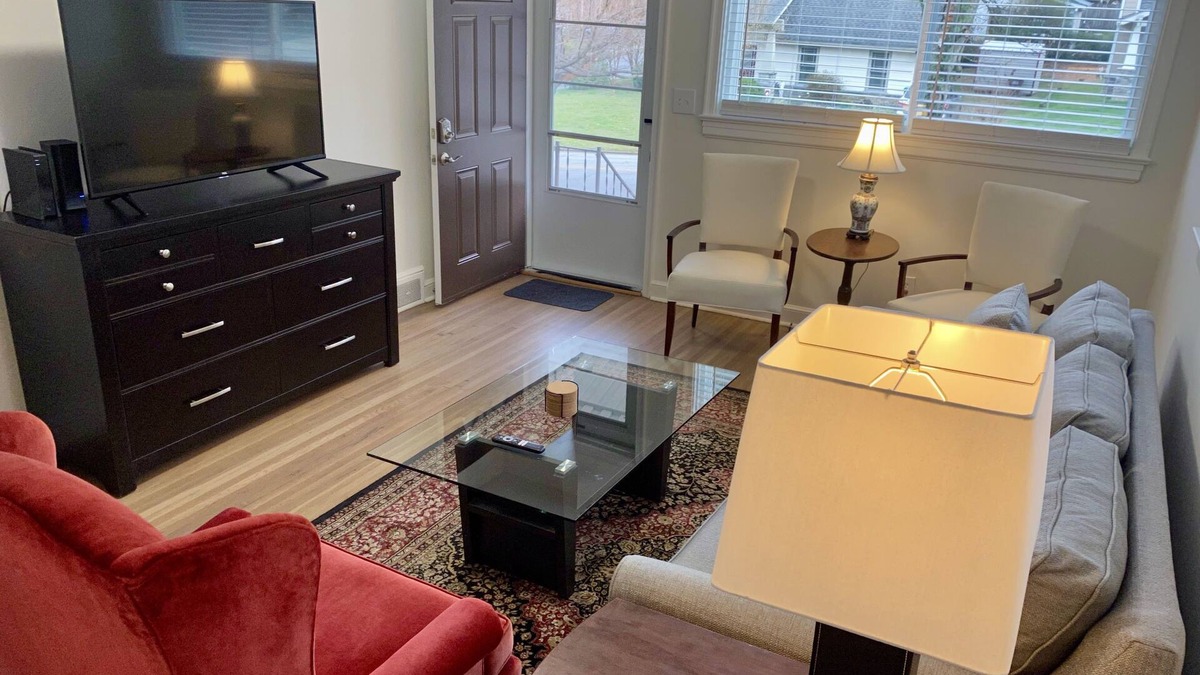 High Point House | Near Downtown-HPU-High Point Regional