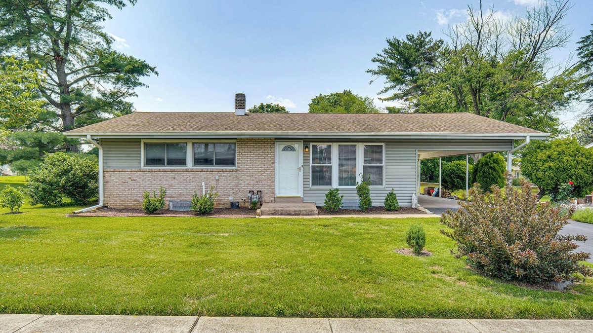 Camp Hill House | Near Dtwn Harrisburg: Stylish Home w/Patio & Yard