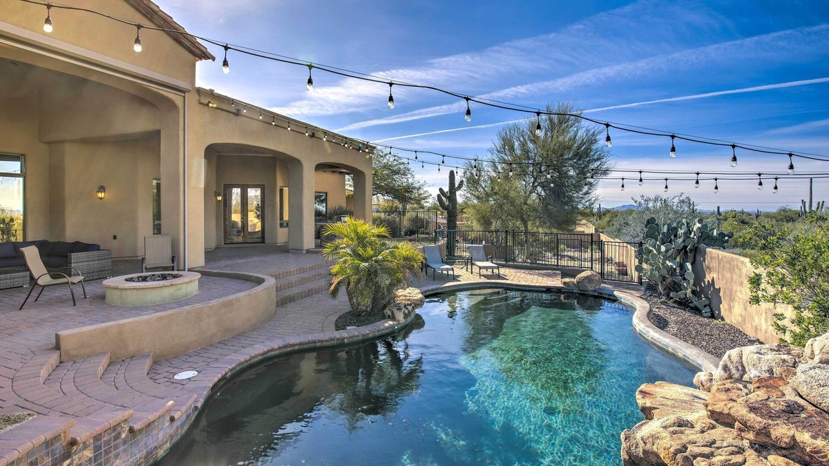 County Island Villa | Near Golfing: Mesa Villa w/Outdoor Oasis & Pool!