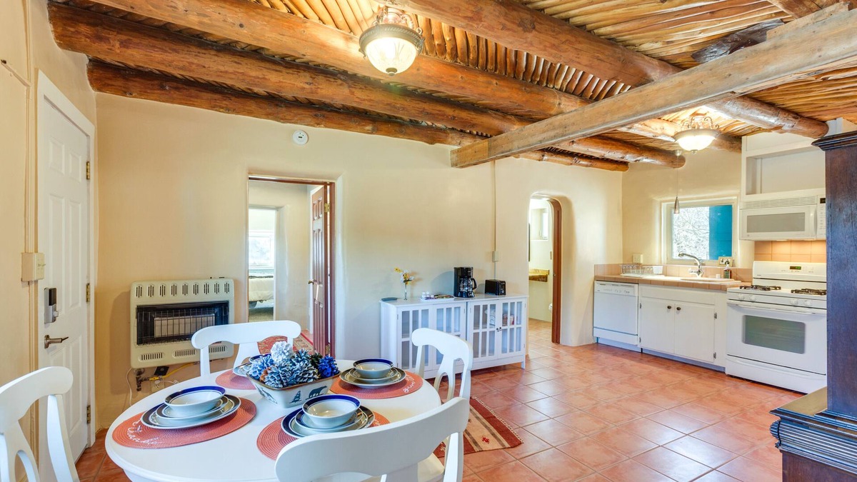 Mora Cottage | Near Hiking & Skiing: Mora Cottage w/Mtn Views