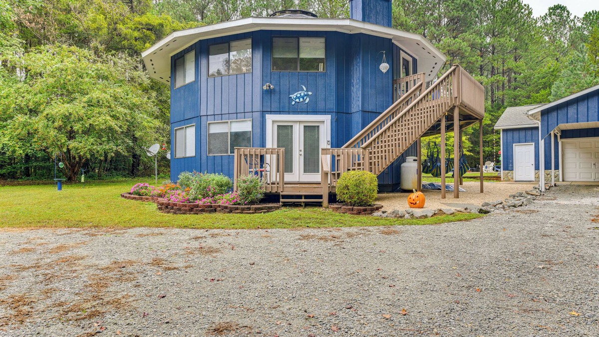 Bracey House | Near Lake Gaston: Unique Home w/Deck & Fire Pit!