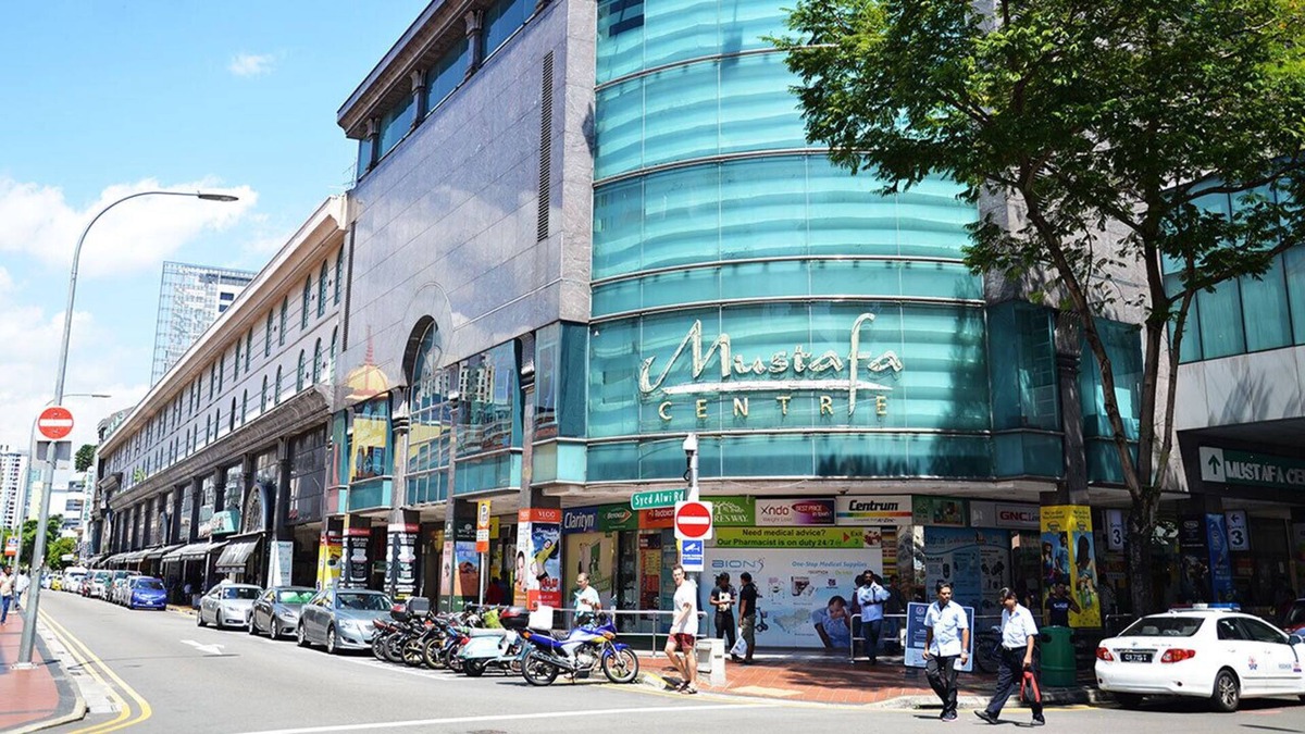 Lavender House | Near Mustafa Ctr - Bed in 8-Bed Female Room 04