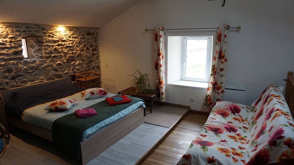 Bouguenais House | Near Nantes/airport: Charming rustic house
