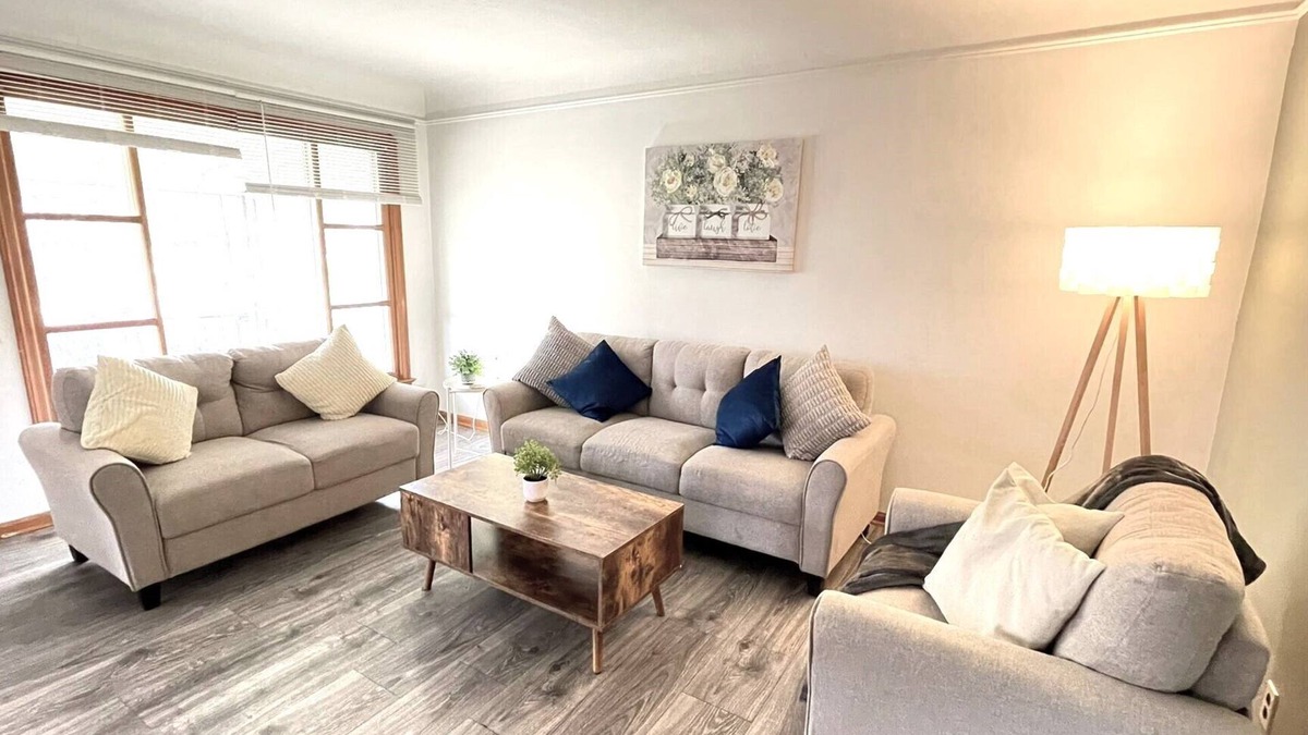 Garfield Heights House | Near National Park Home Away from Home
