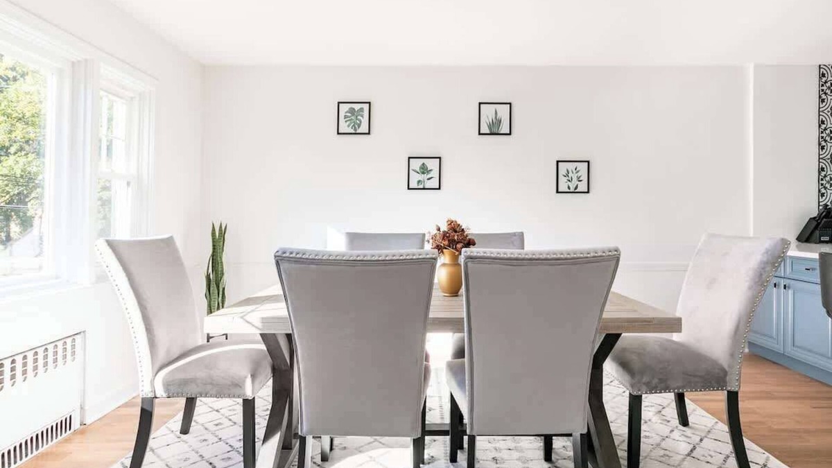 New Rochelle House | Near NYC ~ Fire pit, Game Room, King Bed