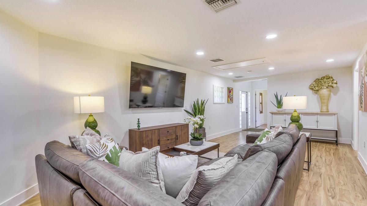 Clermont Apartment | Near Parks, Golf & More: Peaceful Apt in Clermont!