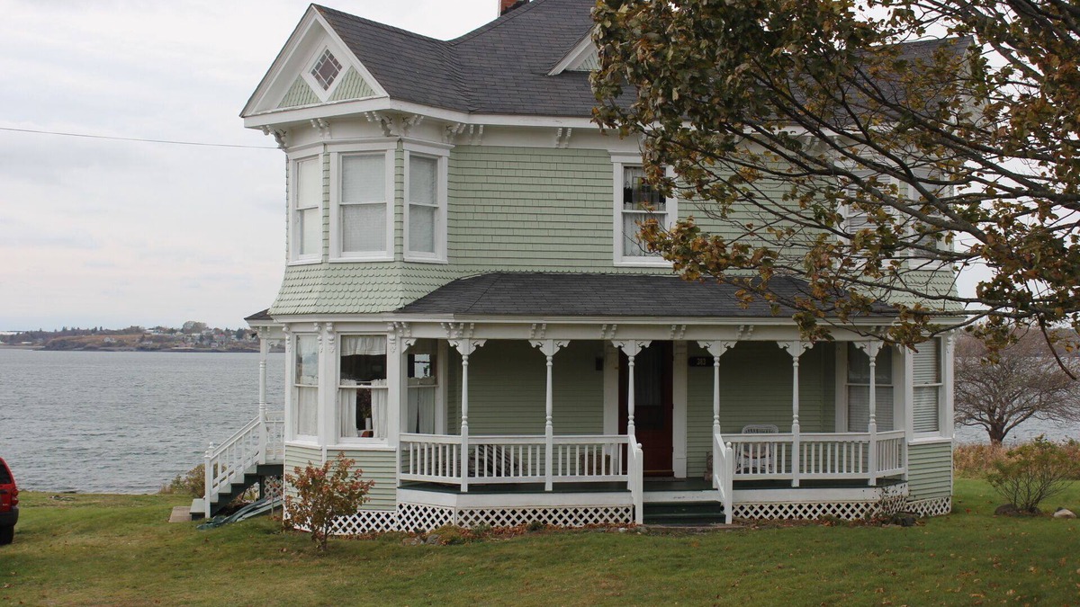 North Road House | Near Roosevelt Home-Across short bridge from Lubec,Maine