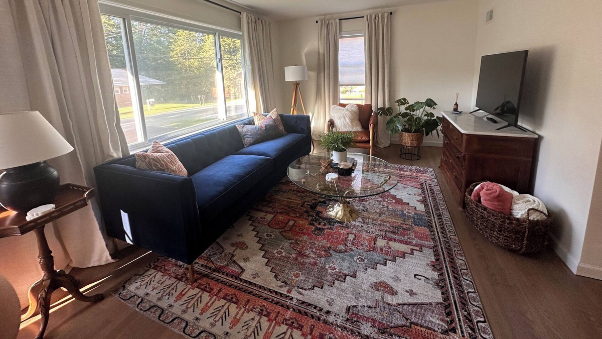 Brinckerhoff House | Near route 84 & Taconic, train station to NYC, & middle of the Bethel facilities