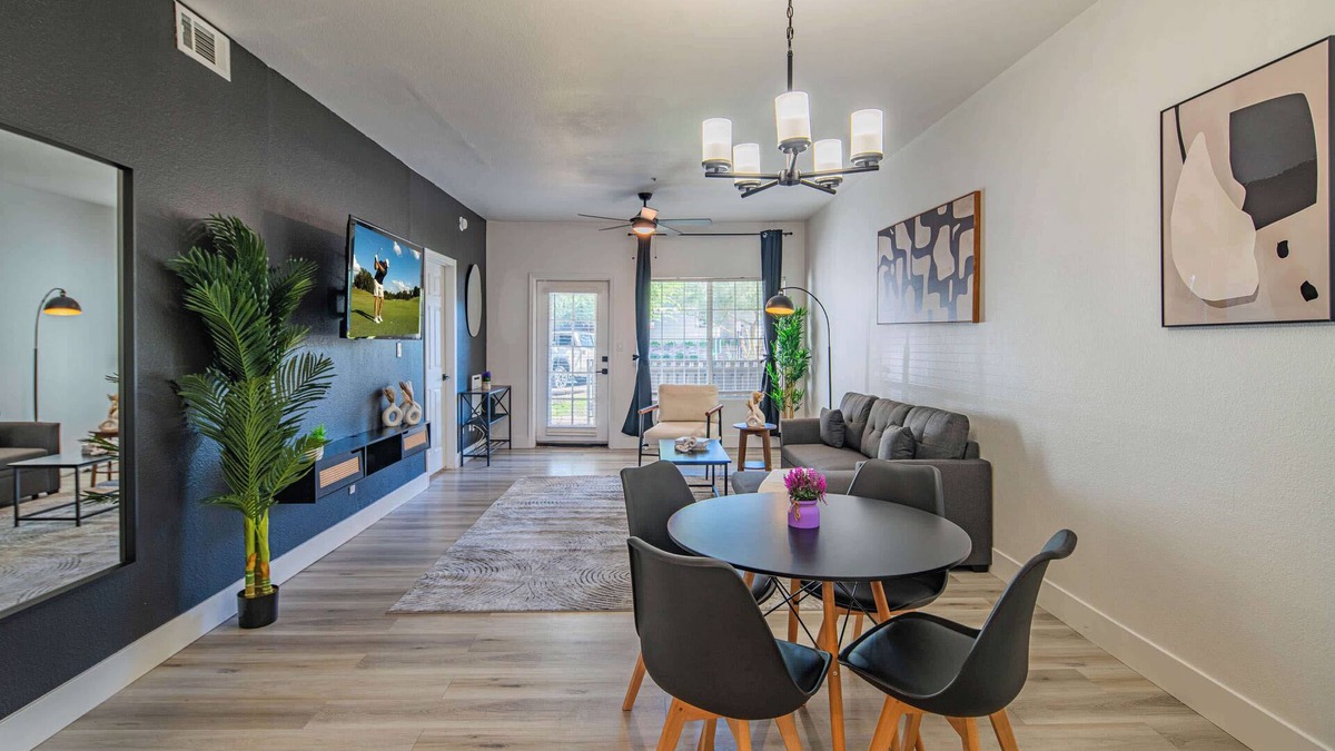 North Scottsdale Apartment | Near TPC | Pool, HotTub, Pickleball, Parking, W/D