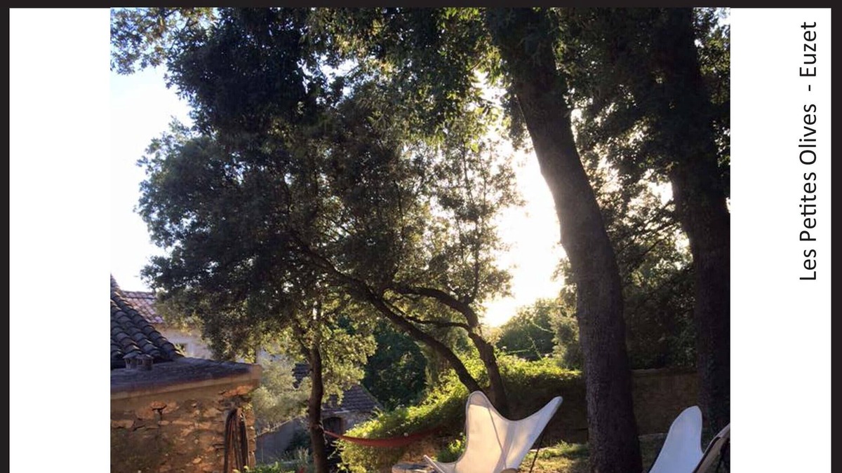 Saint-Hippolyte-de-Caton House | Near Uzès sheepfold restored with swimming pool.