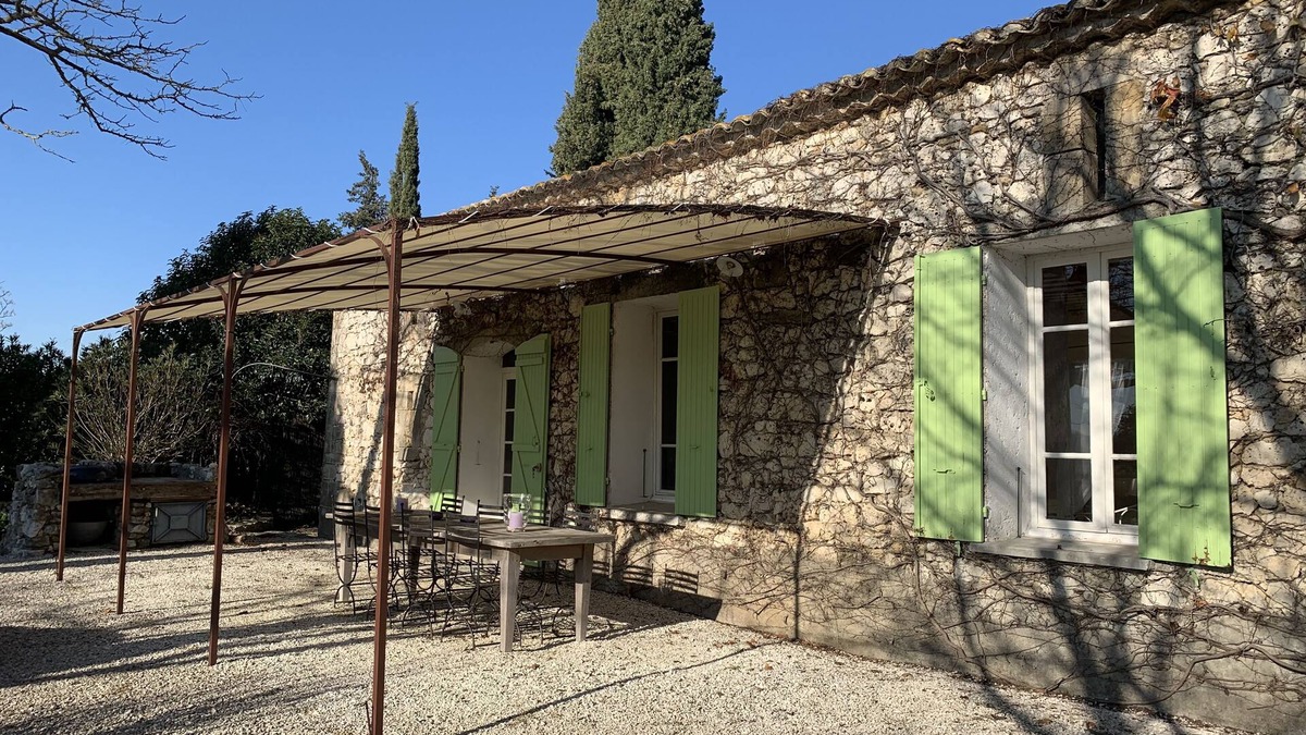 Saint-Chaptes House | Near Uzes. character property in an old sheepfold. private pool.