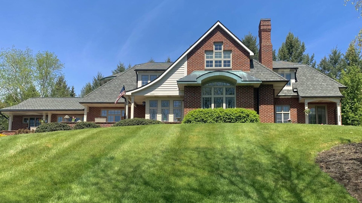 State College House | Nearly 6000 sq ft of luxury living only 3 mi from PSU stadium