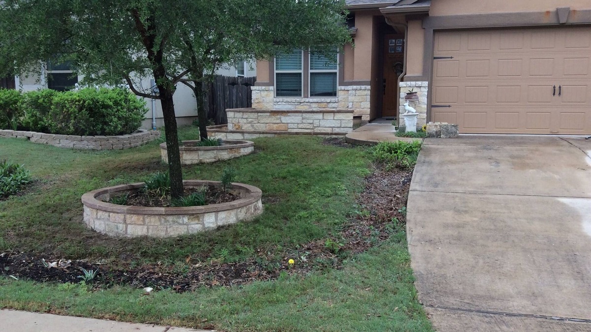 Buda House | Nearly new 4 BR 2 BA House In Buda TX 78610