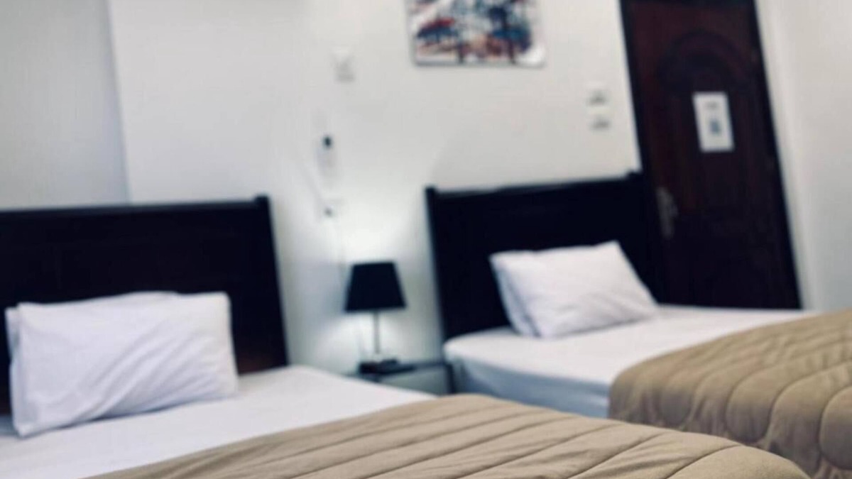 Kafrat al Jabal Hotel | Neat & Modern Studio 2Mins Pyramids - Royal desert inn
