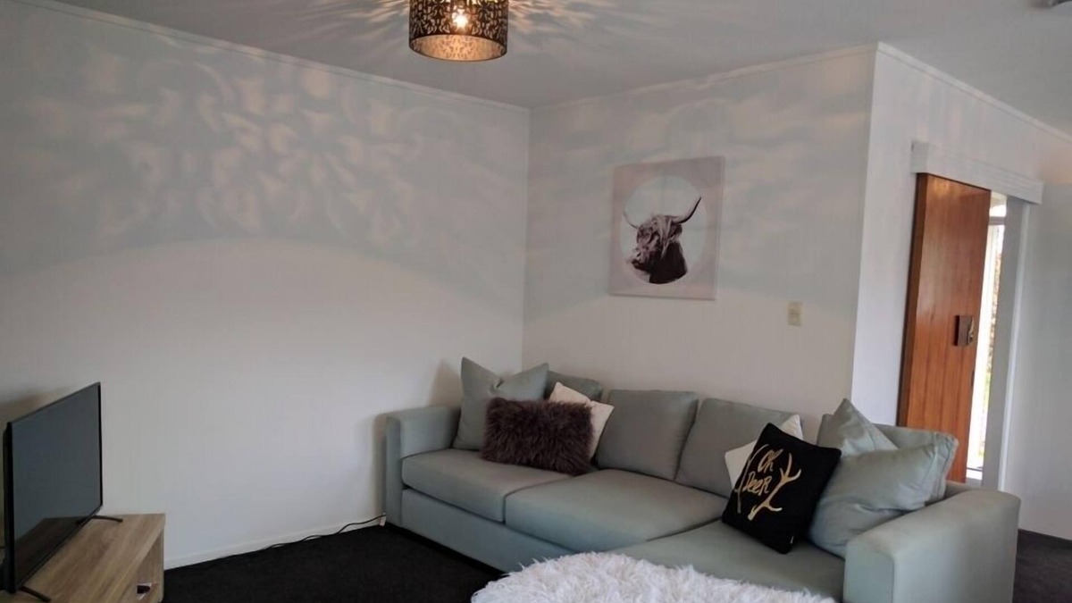 Orewa House | Need a beach get away close to Auckland?