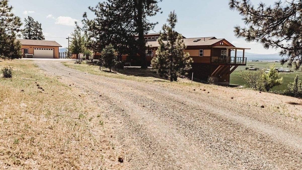 McArthur House | Needing a getaway!?! Here’s the place to go!