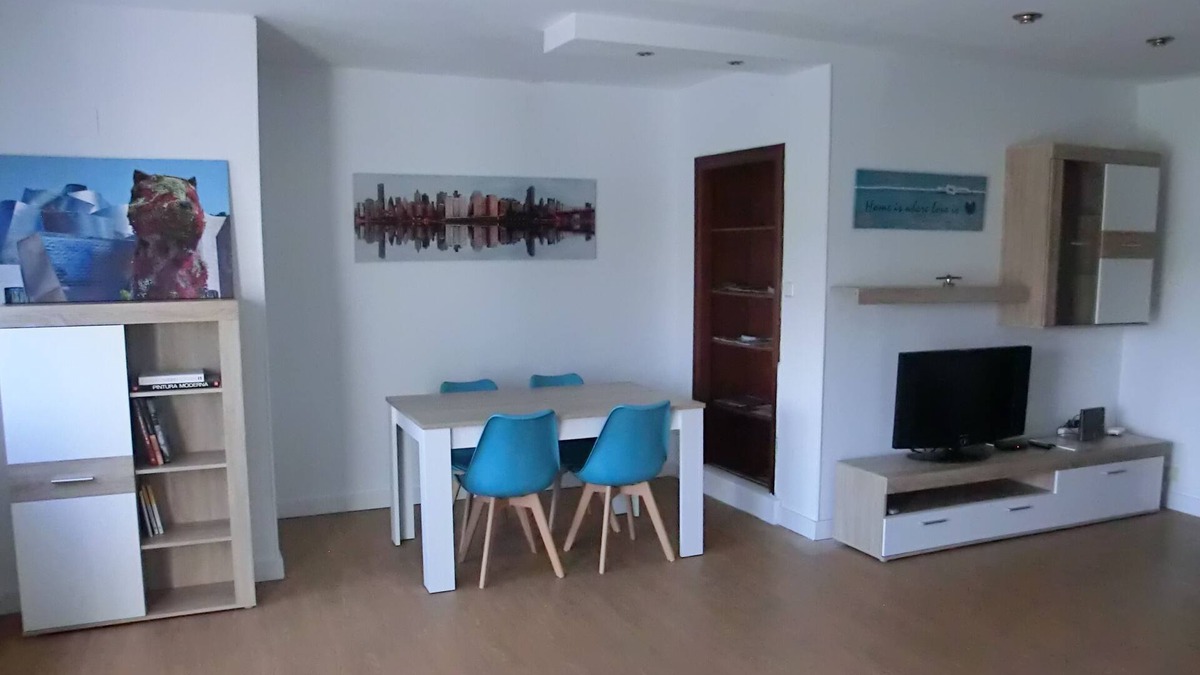 Algorta Condo | NEGURI METRO (BILBAO-GUGGENHEIM) - Ideal Families, WIFI