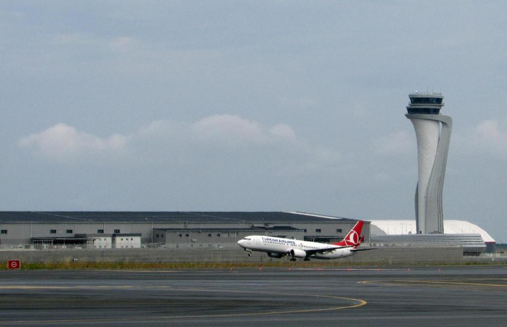 Arnavutkoy House | Neighbor AirPort Apartment