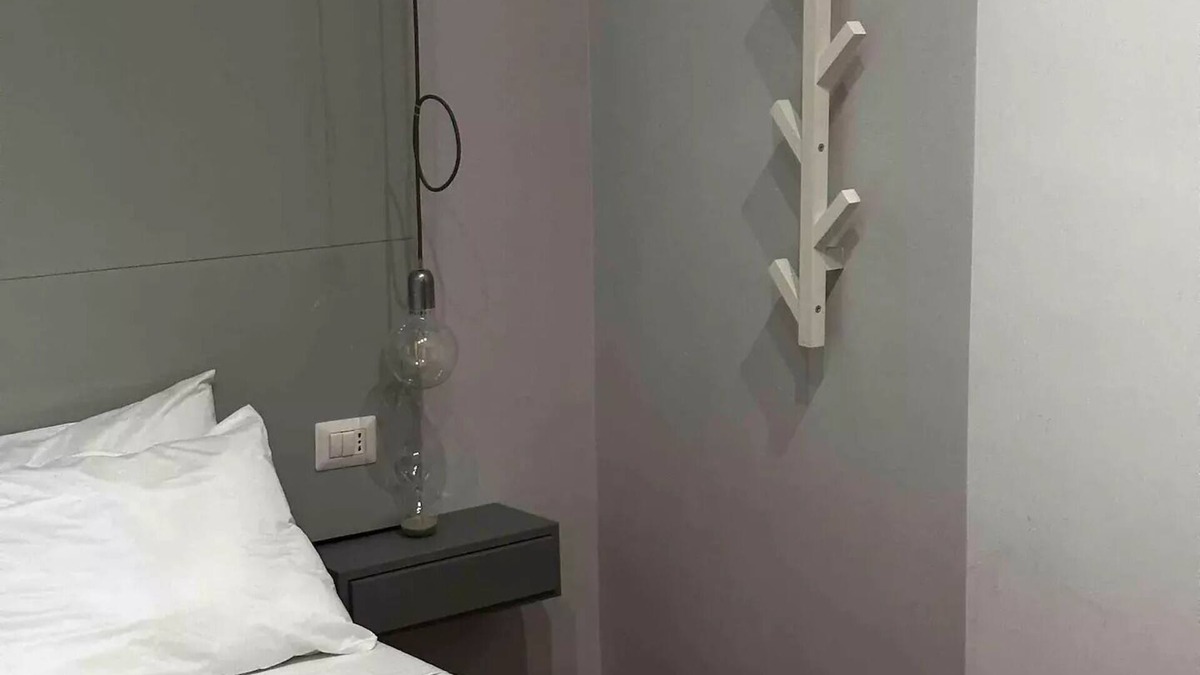 Quartieri Spagnoli Apartment | Neighborhood Sound - Apartment with terrace, for families and groups