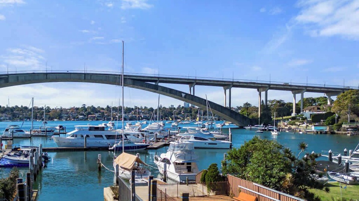 Drummoyne Apartment | Neighbouring Sydney Harbour Retreats for 12 guests